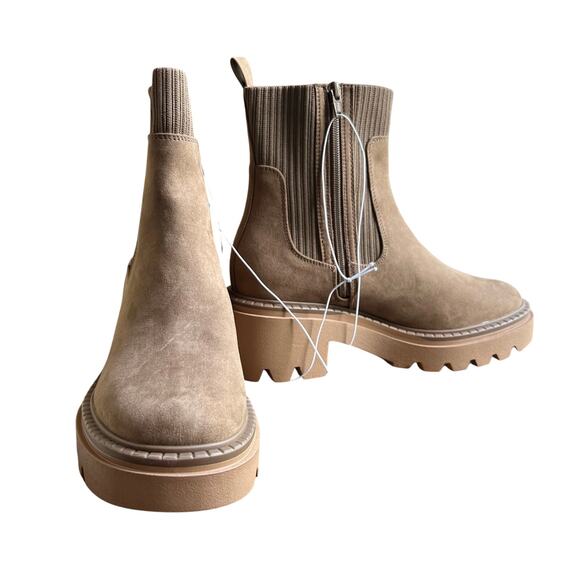 Chunky Heel Women's Kyrie Tan Ankle Sock Boots Size 11 NWOT Block Stacked Heel - Picture 2 of 7